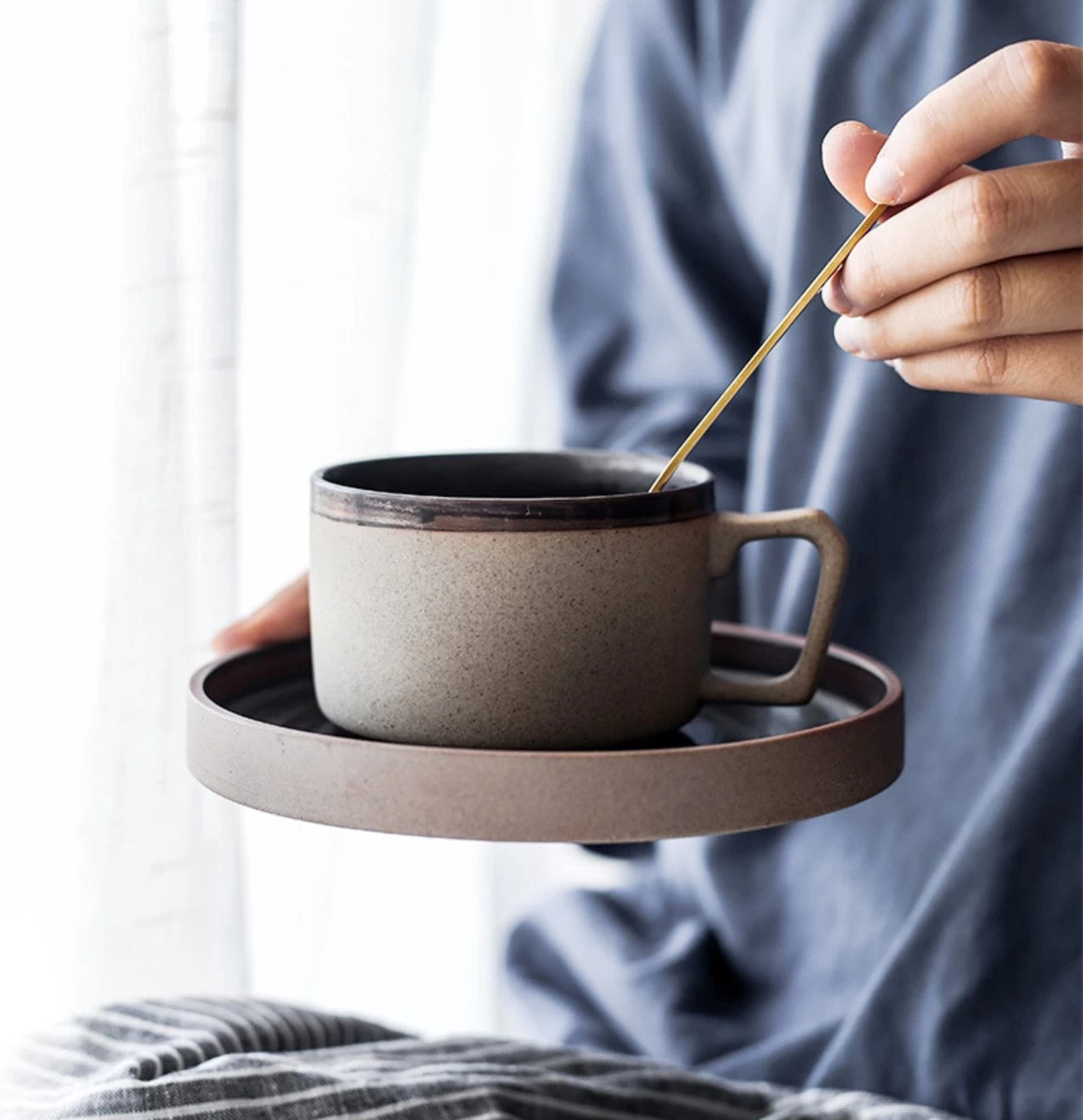 House Of Husk® Keramieke Kop En Schotel Set - Koffiekopjes - Theemokken - Koffiemokken - 250 Ml - Bruin Aardewerk - Afbeelding 5