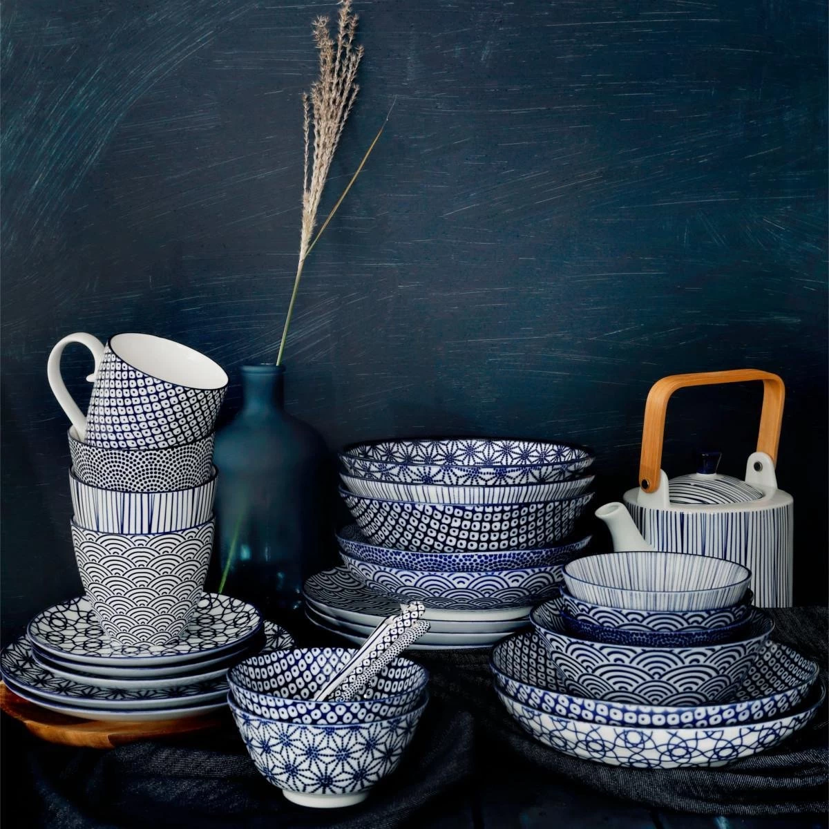 Tokyo Design Studio - Nippon Blue - Set Van 4 Mokken 380 Ml - Verpakt In Luxe Geschenkdoos - Afbeelding 3