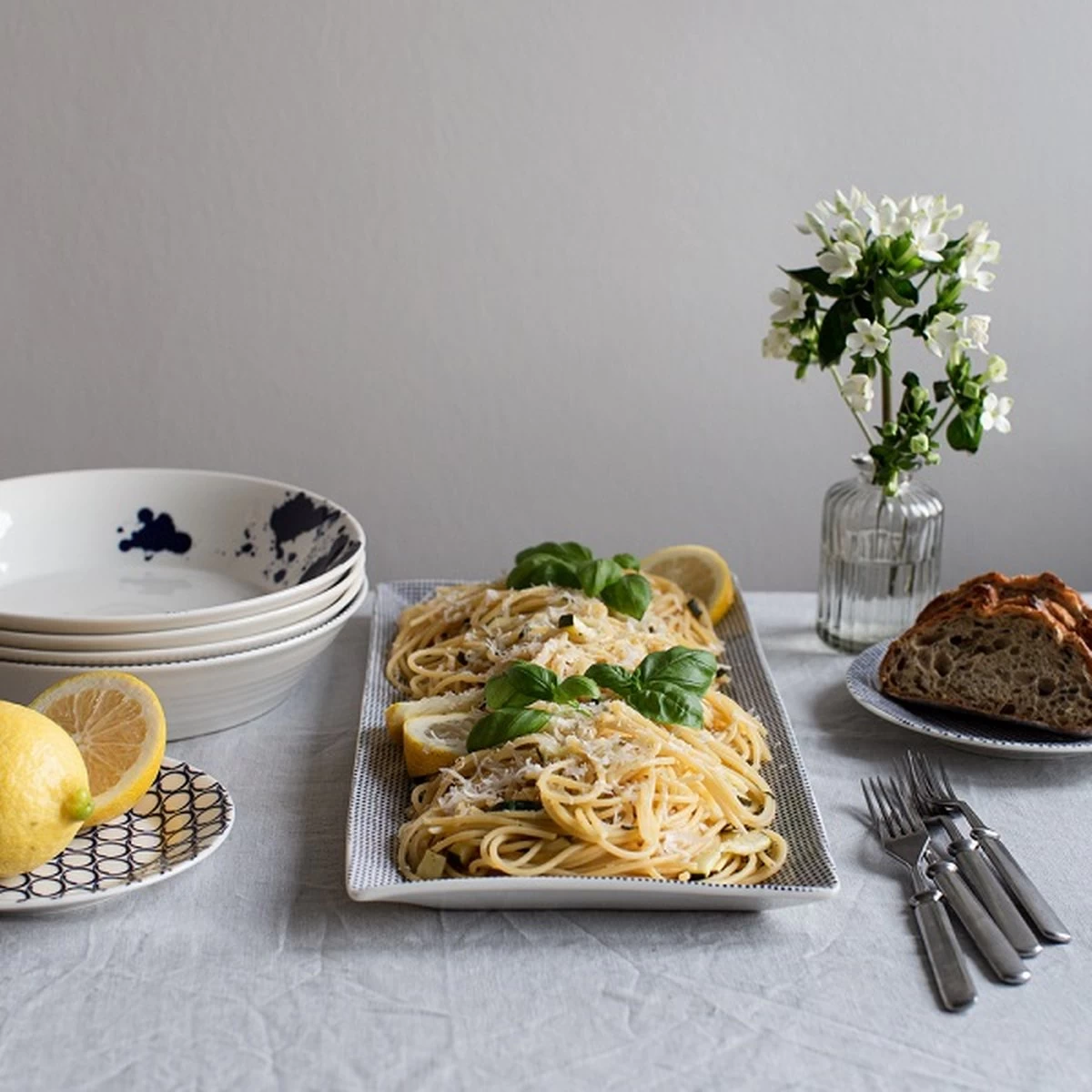 Royal Doulton Pacific - Gebaksbordjes Set - Porselein - Wit / Blauw - ⌀ 16 Cm - 6 Stuks - Afbeelding 7